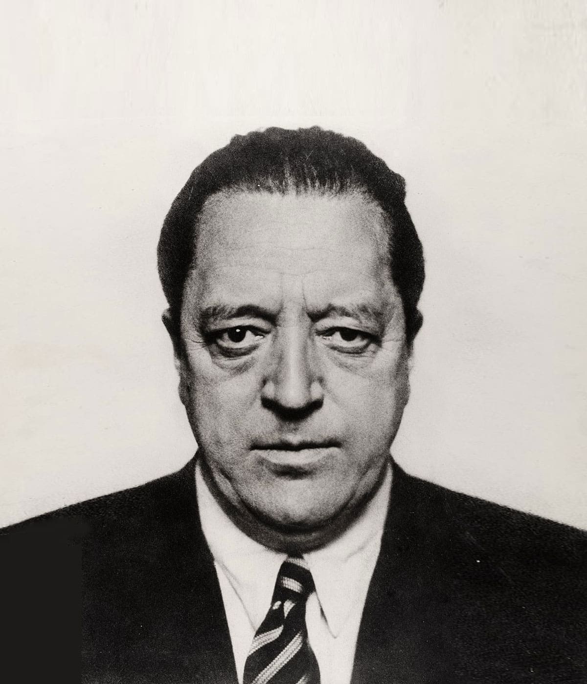 Mies van der Rohe: The Architect Of Cities Made From Steel and Glass