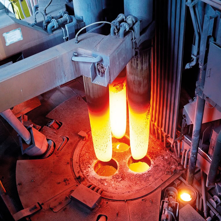 Electrodes for an electric arc furnace